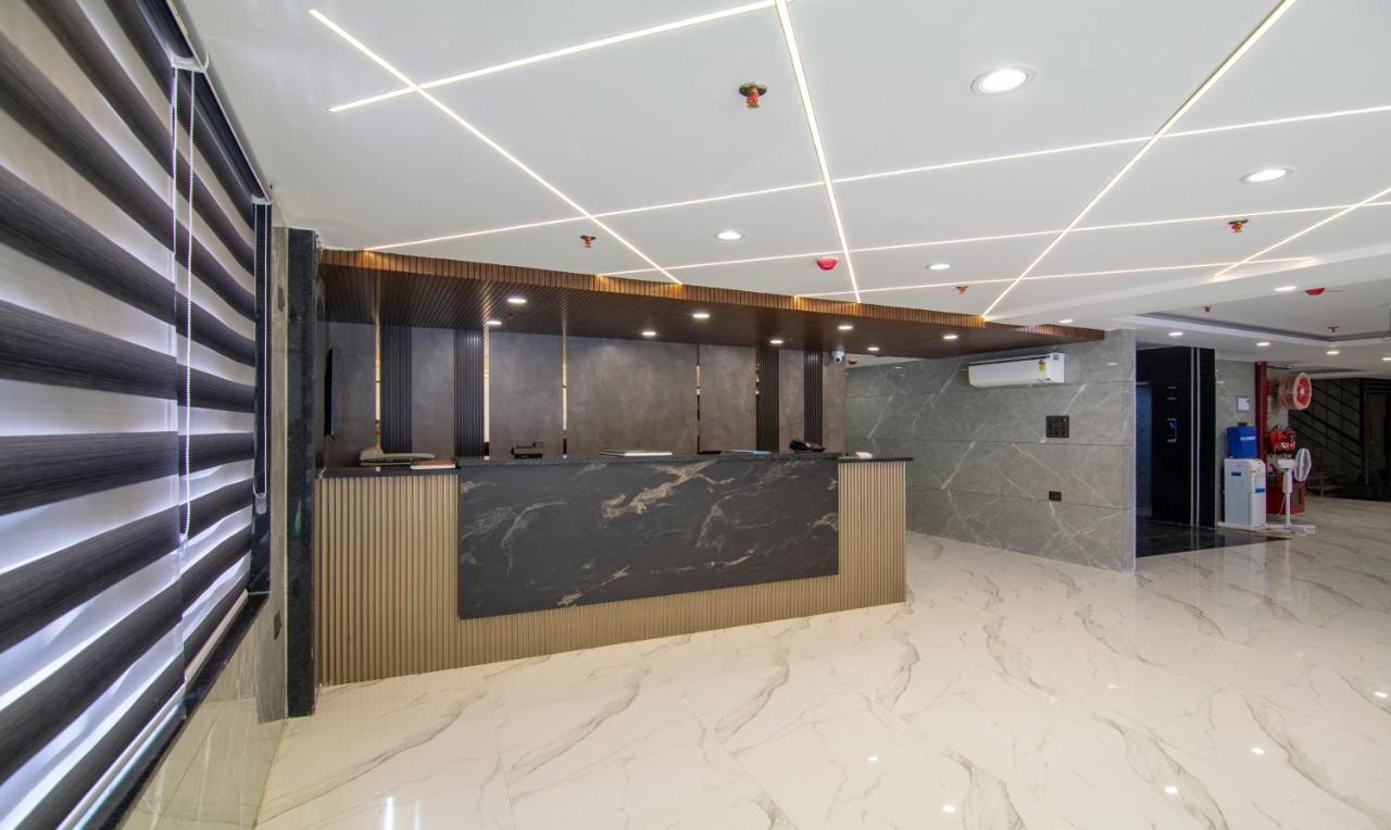 Treebo Royal Comfort New Delhi Exterior photo