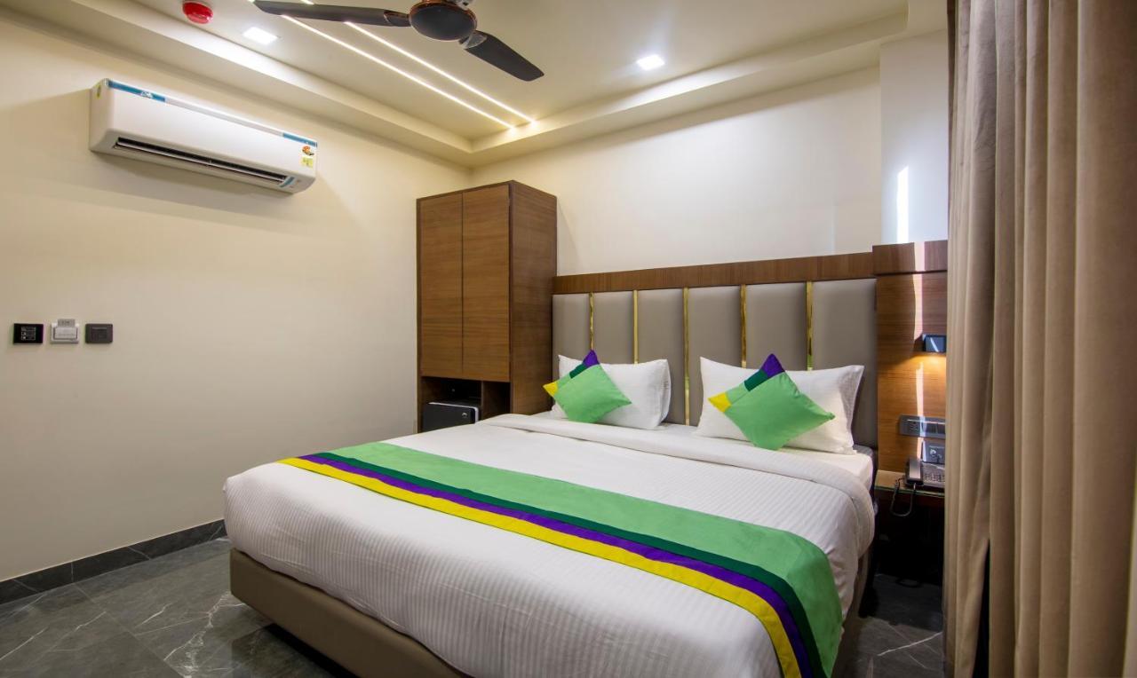 Treebo Royal Comfort New Delhi Exterior photo